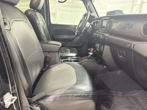 Used 2020 Jeep Gladiator Sport w/ Quick Order Package 24S AWD/4WD image 28