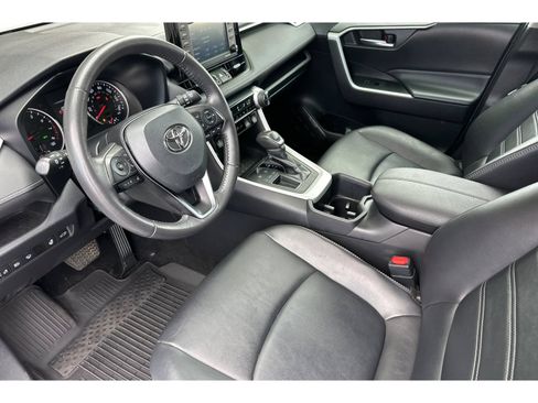 Certified 2022 Toyota RAV4 XLE Premium FWD image 10