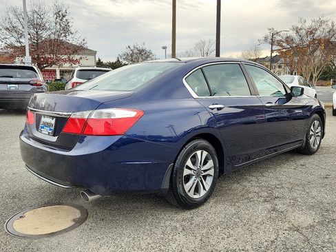 Used 2014 Honda Accord LX image 4