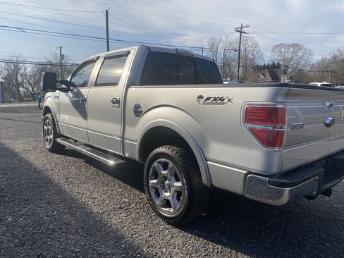 Used 2014 Ford F150 Lariat w/ Equipment Group 502A Luxury image 9