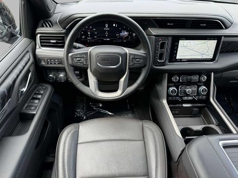 Used 2023 GMC Yukon Denali w/ Max Trailering Package AWD/4WD image 4