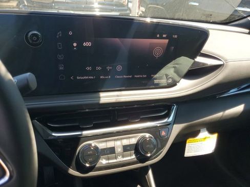 New 2026 Buick Envista Sport Touring w/ Convenience I Package FWD image 10