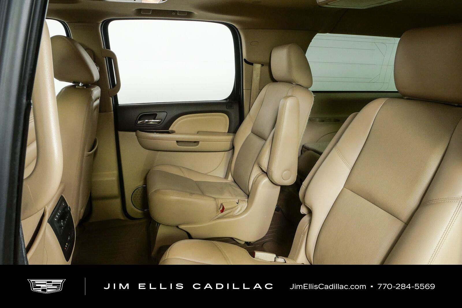 Used 2014 GMC Yukon XL Denali RWD image 15