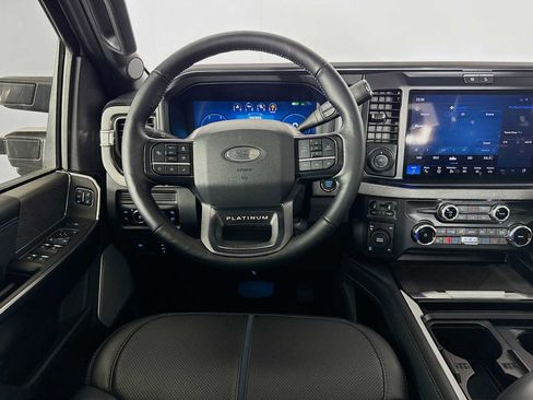 Used 2025 Ford F350 Platinum w/ FX4 Off-Road Package image 21