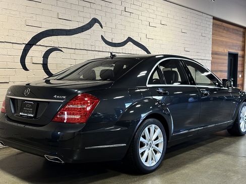 Used 2012 Mercedes-Benz S 550 4MATIC image 3