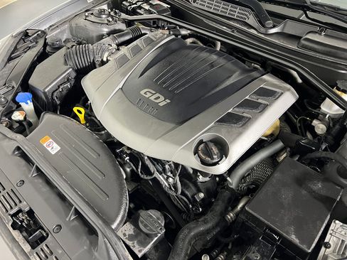 Used 2013 Hyundai Genesis 3.8 image 22