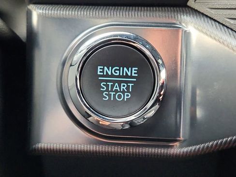 Used 2025 Ford F150 Raptor AWD/4WD image 17