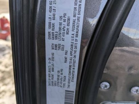 Certified 2024 RAM 2500 Big Horn image 29