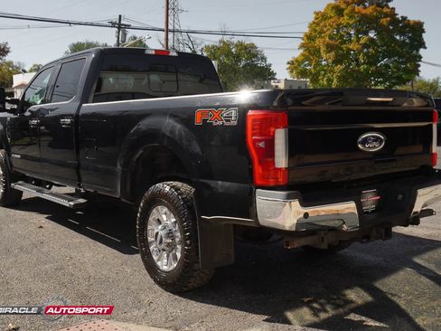 Used 2017 Ford F350 Lariat w/ Lariat Ultimate Package image 5