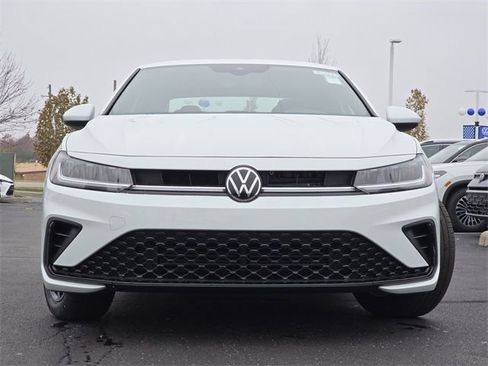 New 2026 Volkswagen Jetta Sport FWD image 8