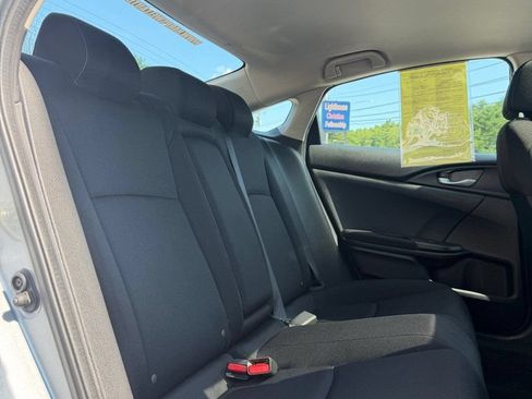 Used 2019 Honda Civic EX image 12