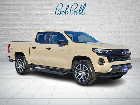 Certified 2023 Chevrolet Colorado Z71 w/ Z71 Convenience Package 2 image 1