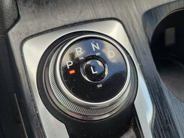 Used 2025 Ford Escape ST-Line FWD image 30