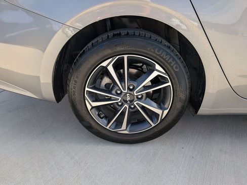 Certified 2023 Kia Forte LXS FWD image 12