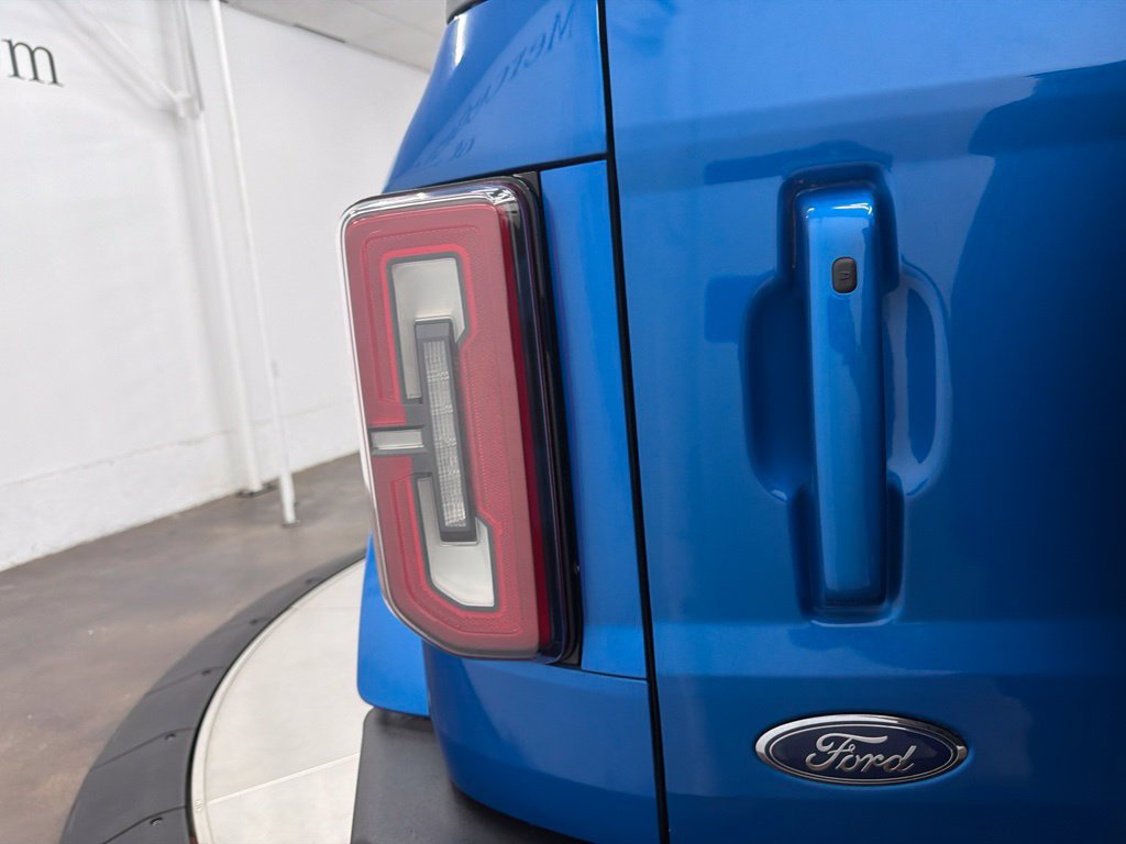 Used 2024 Ford Bronco Outer Banks AWD/4WD image 12