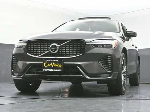 Used 2023 Volvo XC60 B5 Plus image 52