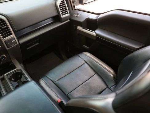 Used 2018 Ford F150 Raptor w/ Equipment Group 802A Luxury image 22