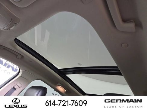 Used 2023 Lincoln Nautilus Reserve w/ Equipment Group 202A AWD/4WD image 32
