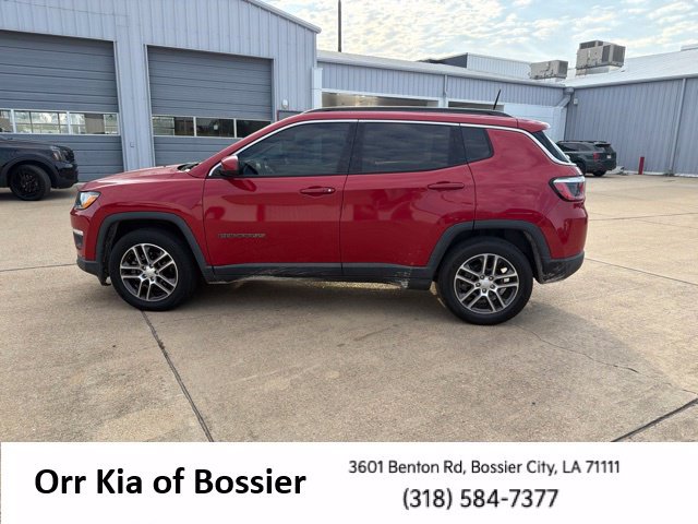 Used 2018 Jeep Compass Latitude FWD image 16