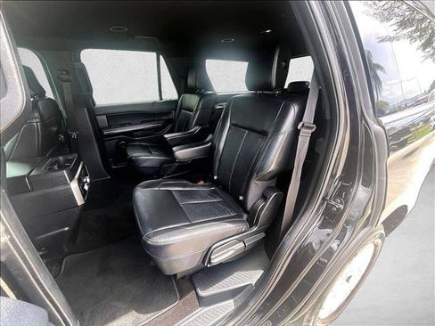 Used 2020 Ford Expedition XLT RWD image 28