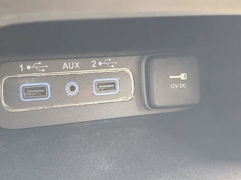 Used 2019 Jeep Grand Cherokee Limited AWD/4WD image 27