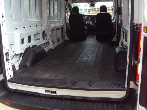 Used 2023 Ford Transit 250 148 High Roof RWD image 19