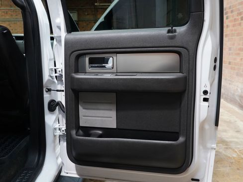 Used 2014 Ford F150 Raptor w/ Equipment Group 801A Luxury image 45