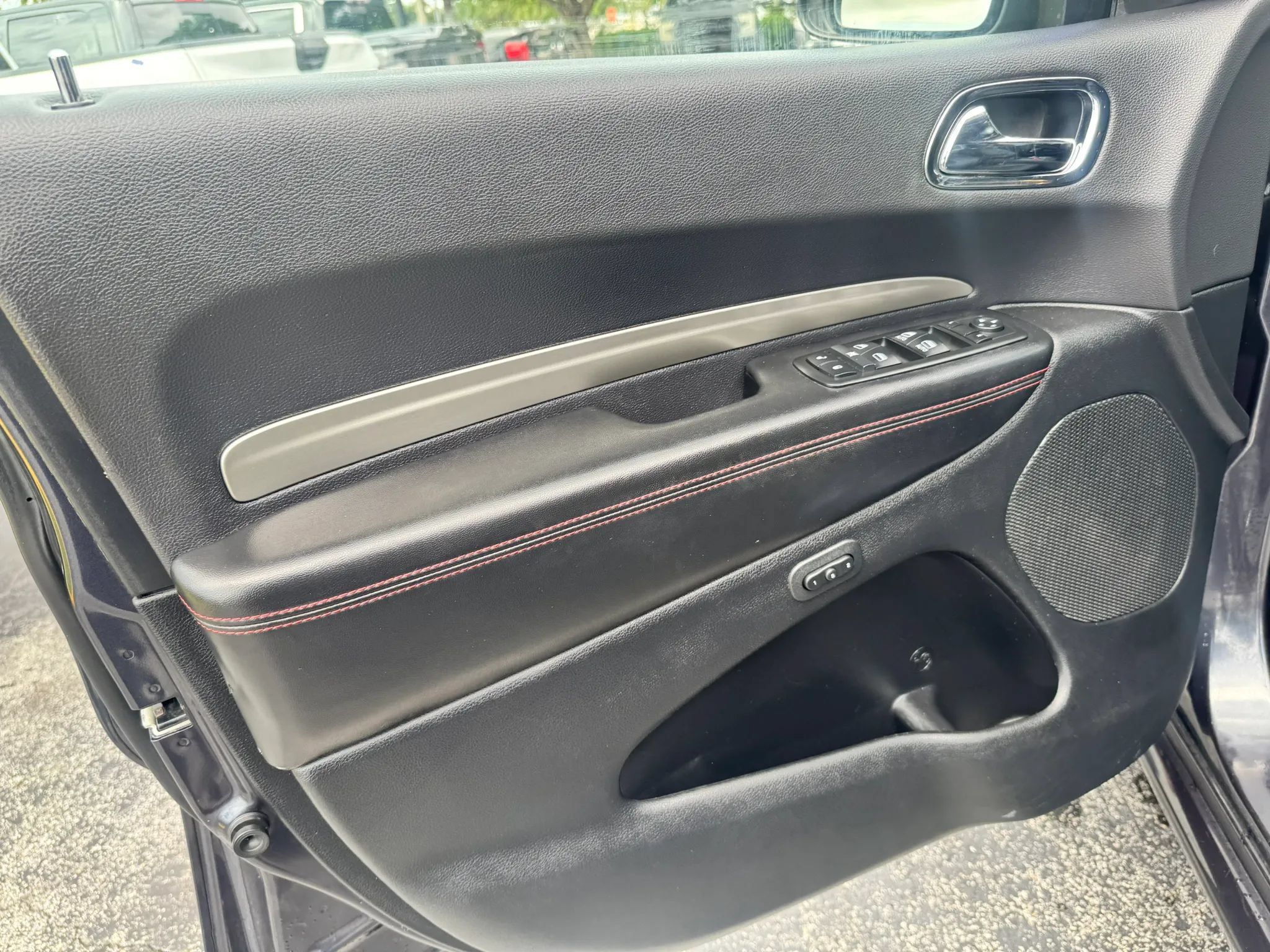 Used 2014 Dodge Durango R/T RWD image 30