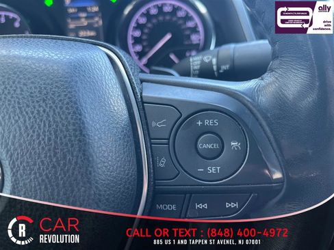 Used 2019 Toyota Camry SE FWD image 20