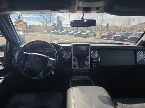 Used 2016 Ford F350 Platinum w/ Platinum Package image 16