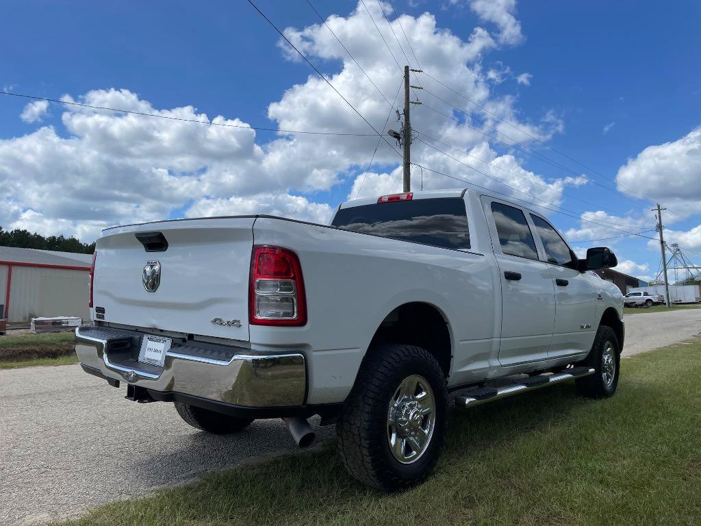 Used 2022 RAM 2500 Tradesman w/ Chrome Appearance Group AWD/4WD image 5