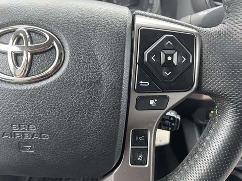 Used 2022 Toyota Tacoma SR5 image 32