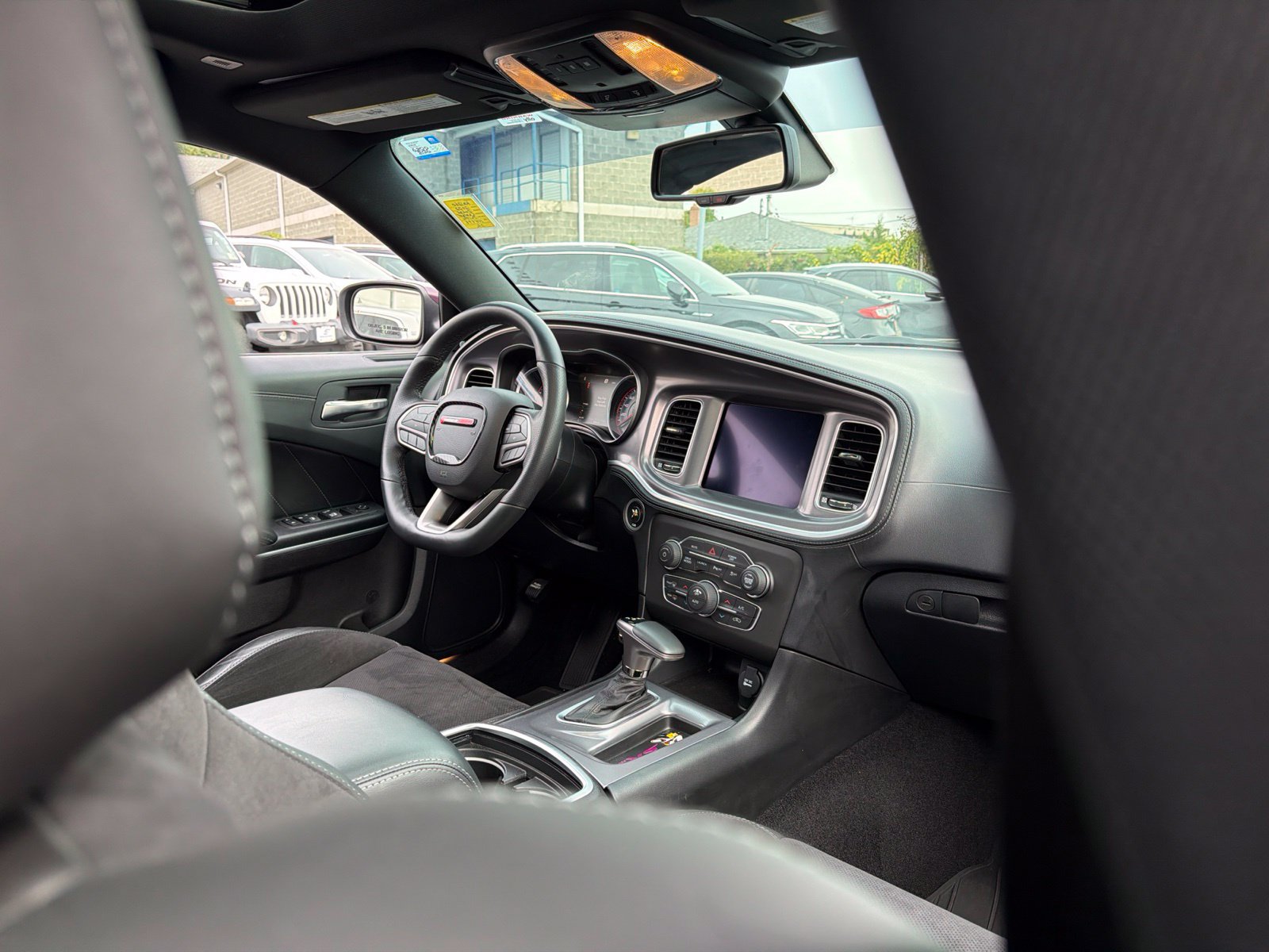 Used 2022 Dodge Charger Scat Pack RWD image 25