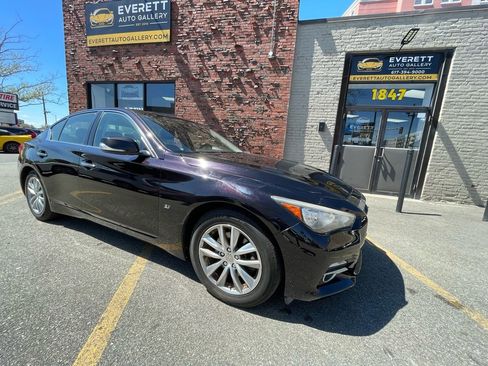 Used 2015 INFINITI Q50 Premium w/ Navigation Package AWD/4WD image 2