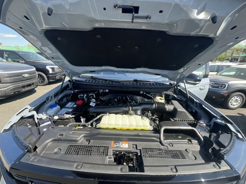 New 2025 Ford Expedition Max Platinum w/ Driver's Package image 37