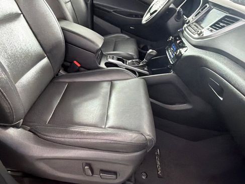 Used 2018 Hyundai Tucson Limited w/ Cargo Package AWD/4WD image 22
