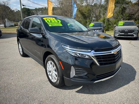 Used 2023 Chevrolet Equinox LT image 7
