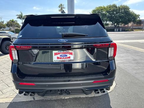 Used 2026 Ford Explorer ST w/ Sun And Sound Package AWD/4WD image 8