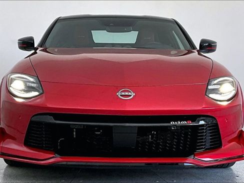 Used 2024 Nissan Z NISMO w/ Floor Mat Package image 5