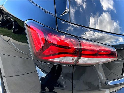 Used 2022 Chevrolet Equinox LT FWD image 28