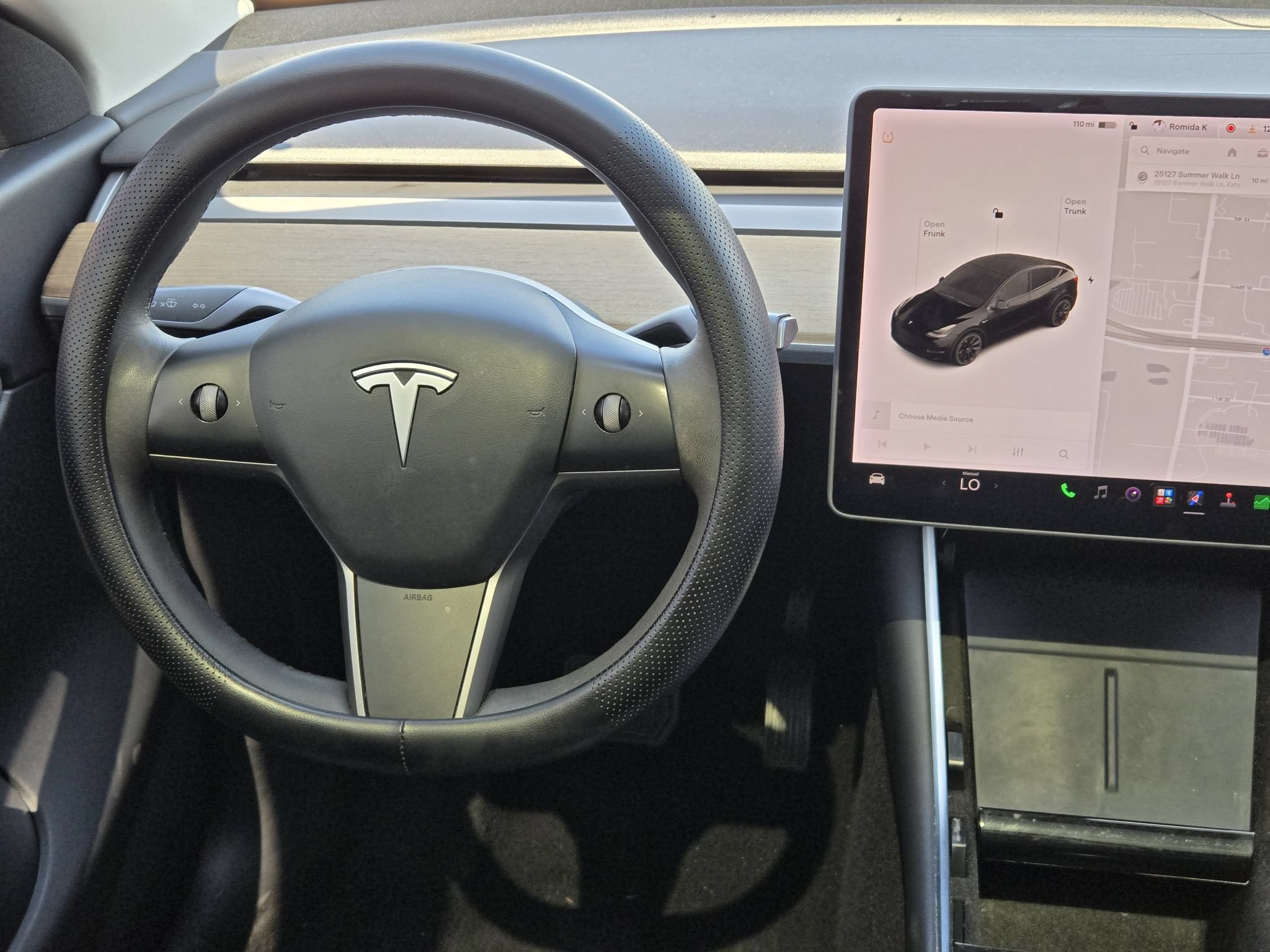 Used 2021 Tesla Model Y Long Range AWD/4WD image 27
