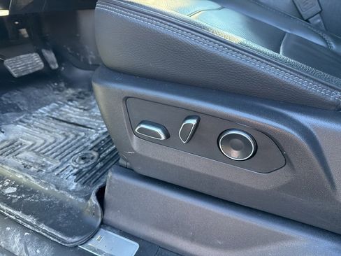 Used 2024 GMC Sierra 2500 Denali w/ Denali Reserve Package image 7