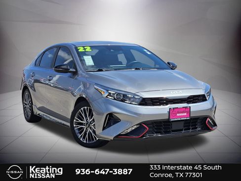 Used 2022 Kia Forte GT-Line w/ GT-Line Premium Package FWD image 3