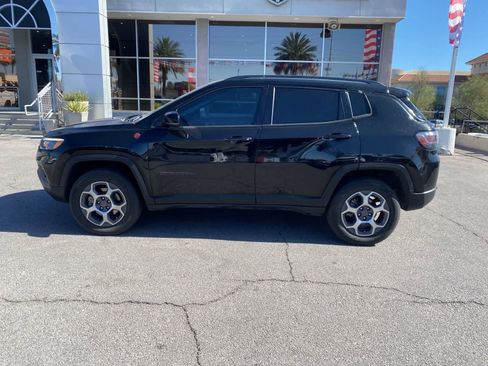 Used 2022 Jeep Compass Trailhawk w/ Trailhawk Elite Group AWD/4WD image 9