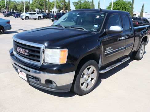 Used 2009 GMC Sierra 1500 SLE w/ Texas Edition image 4