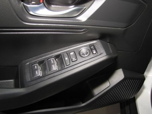 Certified 2025 Honda Accord LX image 10