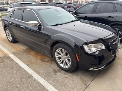 Used 2017 Chrysler 300 C