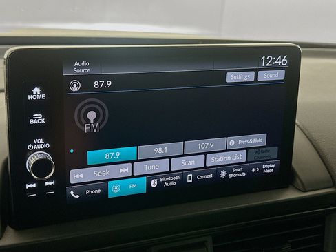 Used 2025 Honda Pilot TrailSport image 21