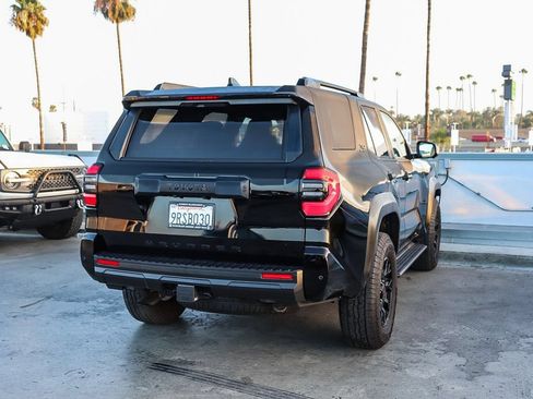 Used 2025 Toyota 4Runner TRD Off-Road Premium w/ Tow Technology Package AWD/4WD image 9