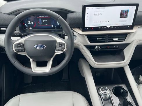New 2026 Ford Explorer Active AWD/4WD image 14